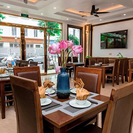 Tran Dat Hotel Ha Long Exteriör bild