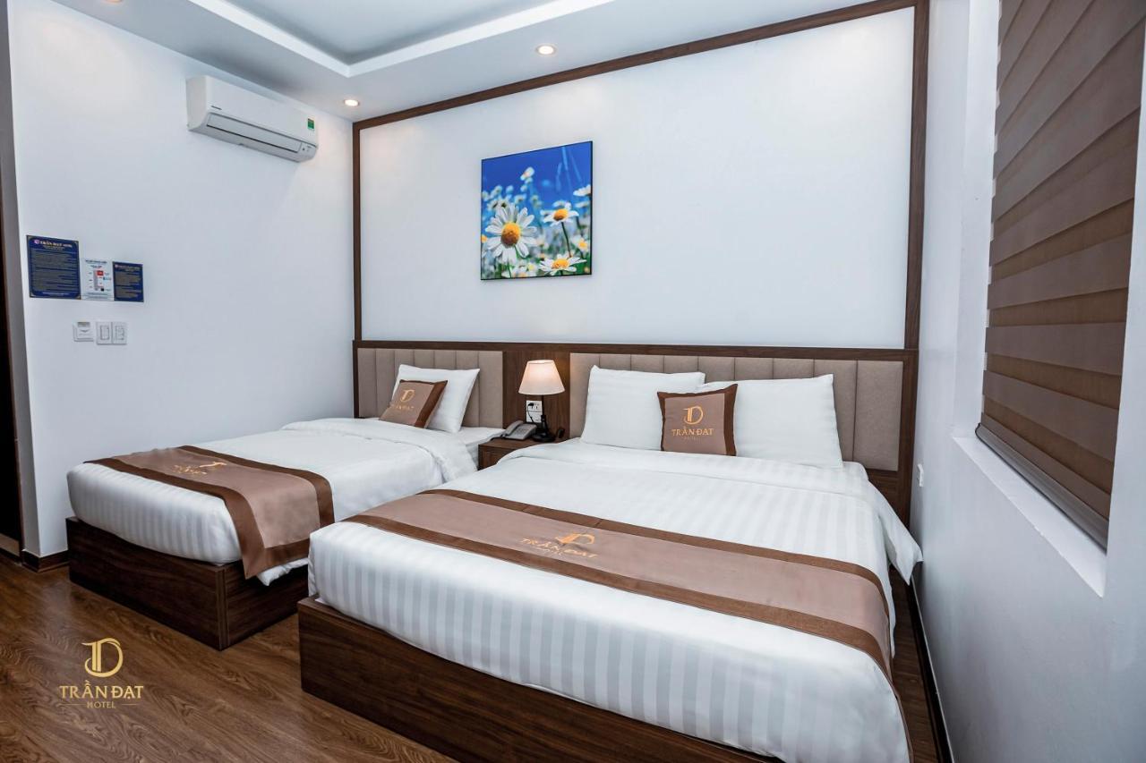 Tran Dat Hotel Ha Long Exteriör bild